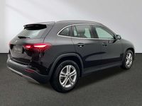 Gebraucht Mercedes GLA200 163 PS (119 kW) 2024 Schwarz SUV