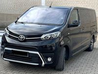 Gebraucht Toyota Proace Executive 177 PS (130 kW) 2023 Schwarz Van / Kleinbus