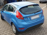 Gebraucht Ford Fiesta Titanium 95 PS (69 kW) 2011 Blau Kleinwagen