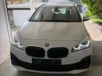 Używany BMW 218 Advantage 140 KM (102 kW) 2020 Biały Kombi