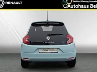 Gebraucht Renault Twingo Techno 60 kW (82 PS) 2023 Pastellblau Kleinwagen
