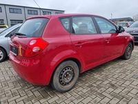 Usado Kia Ceed EX 90 HP (66 kW) 2007 Vermelho Citadino