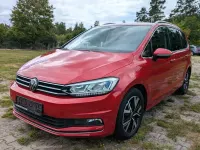 Gebraucht VW Touran Highline 150 PS (110 kW) 2023 Rot Van / Kleinbus