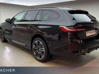 Neu BMW 550e Performance 489 PS (359 kW) 2026 Schwarz Kombi