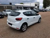 Gebraucht Dacia Sandero Essentiel 67 PS (49 kW) 2025 Weiß Limousine