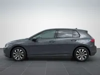 Gebraucht VW Golf VIII Active 150 PS (110 kW) 2022 Grau Limousine