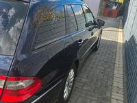 Gebraucht Mercedes E280 231 PS (169 kW) 2008 Blau Kombi