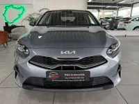 Gebraucht Kia Ceed 160 PS (117 kW) 2024 Grau Kleinwagen