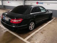 Gebraucht Mercedes E250 204 PS (150 kW) 2011 Schwarz Limousine