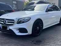 Gebraucht Mercedes E220 194 PS (142 kW) 2016 Weiß Limousine