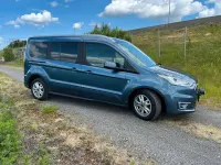Gebraucht Ford Grand Tourneo Connect Titanium 120 PS (88 kW) 2019 Blau Van / Kleinbus