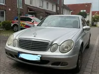 Gebraucht Mercedes E200 Classic 122 PS (89 kW) 2005 Silber Limousine