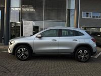 Gebraucht Mercedes GLA200 Progressive 163 PS (119 kW) 2024 Silber SUV