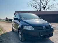Gebraucht VW Fox 56 PS (41 kW) 2005 Blau Kleinwagen