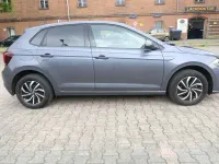 Gebraucht VW Polo Life 95 PS (69 kW) 2022 Rauchgrau metallic Kleinwagen