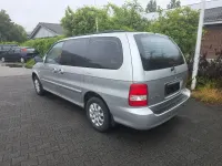 Gebraucht Kia Carnival EX 185 PS (136 kW) 2006 Gold Van / Kleinbus