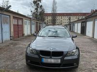 Gebraucht BMW 320 150 PS (110 kW) 2006 Grau Kombi