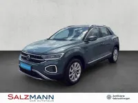 Gebraucht VW T-Roc Style 150 PS (110 kW) 2025 Blau SUV