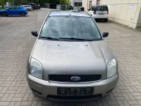 Gebraucht Ford Fusion 101 PS (74 kW) 2004 Gold Kleinwagen