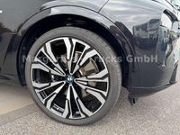 Gebraucht BMW X7 352 PS (258 kW) 2025 Black sapphire metallic SUV
