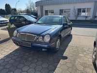 Gebraucht Mercedes E200 Elegance 136 PS (100 kW) 1999 Blau Limousine