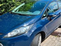 Gebraucht Ford Fiesta 62 PS (45 kW) 2010 Blau Kleinwagen