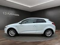 Używany Kia Ceed 126 KM (92 kW) 2011 Biały Hatchback