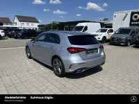Gebraucht Mercedes A180 Advanced Plus 136 PS (100 kW) 2025 Lack hightechsilber Limousine