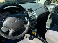 Second-hand Ford Focus 96 CP (70 kW) 1999 Verde Berlinǎ