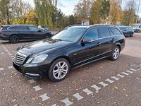 Gebraucht Mercedes E250 Avantgarde 204 PS (150 kW) 2012 Schwarz Limousine