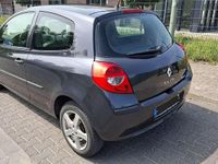 Gebraucht Renault Clio II 75 PS (55 kW) 2005 Grau Limousine