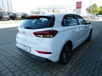 gebraucht Hyundai i30 1,5 Turbo MH*Trend*LED*Navi*Komfort*