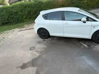 Usata Seat Leon 125 CV (91 kW) 2011 Bianco Utilitaria