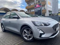 Gebraucht Ford Focus Cool & Connect 120 PS (88 kW) 2019 Silber Kombi