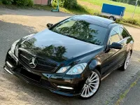 Gebraucht Mercedes E500 AMG 388 PS (285 kW) 2009 Schwarz Coupé