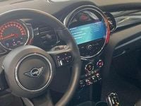 Gebraucht Mini Cooper Essential 136 PS (100 kW) 2022 Moonwalk grey (metallic) Kleinwagen