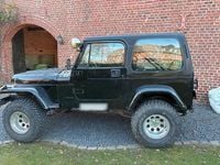 Second-hand Jeep Wrangler 121 CP (88 kW) 1994 Negru SUV