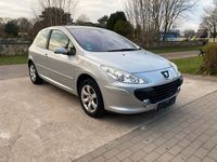 gebraucht Peugeot 307 Benzin 1.6 L.Klima .TÜV 05.2025