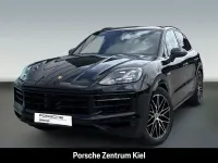 Gebraucht Porsche Cayenne 470 PS (345 kW) 2025 Chromitschwarzmetallic SUV