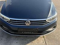 Second-hand VW Passat Elegance 190 CP (139 kW) 2020 Albastru Break