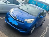 Gebraucht Toyota Verso-S 99 PS (72 kW) 2011 Blau Van / Kleinbus