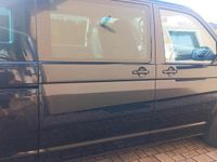Second-hand VW Caravelle 140 CP (102 kW) 2012 Negru Van