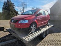 Gebraucht VW Fox Style 55 PS (40 kW) 2010 Rot Kleinwagen