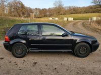 Gebraucht VW Golf IV 105 PS (77 kW) 2001 Schwarz Kleinwagen