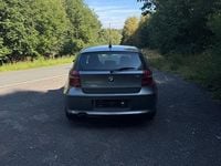 Gebraucht BMW 116 122 PS (89 kW) 2009 Grau Kleinwagen