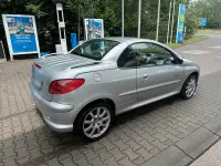 Gebraucht Peugeot 206 CC 109 PS (80 kW) 2005 Silber Cabrio