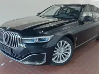 Gebraucht BMW 740 340 PS (250 kW) 2022 Saphirschwarz Limousine