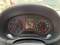 Gebraucht Audi A3 Attraction 105 PS (77 kW) 2013 Blau Limousine