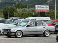 Gebraucht BMW 324 Performance 117 PS (86 kW) 1986 Silber Limousine