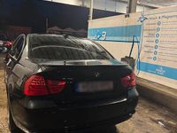 Gebraucht BMW 325 18 PS (13 kW) 2009 Schwarz Limousine
